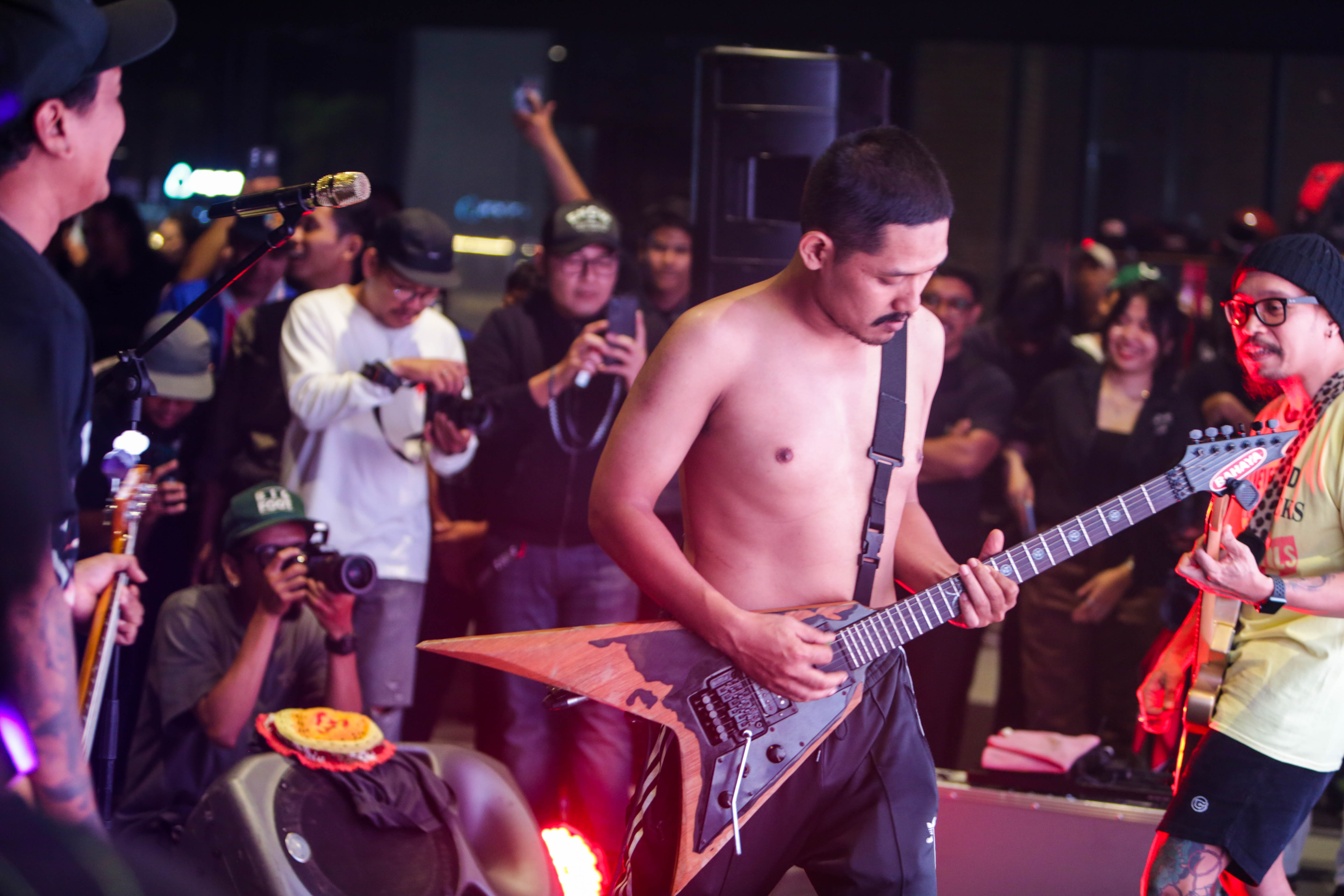 CULTPARTY 2025 - OUTCULT.ID