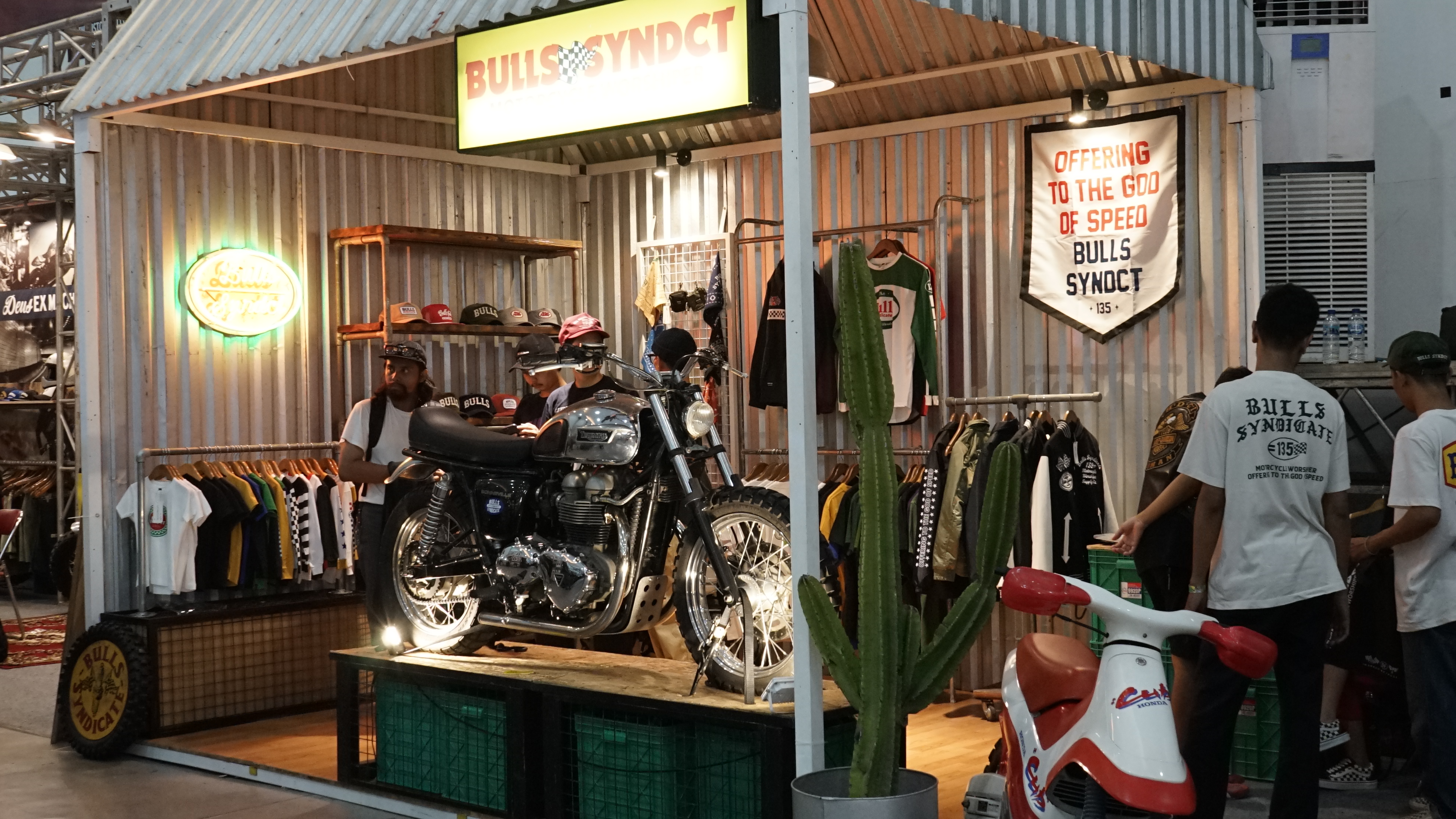 KUSTOMFEST - OUTCULT.ID