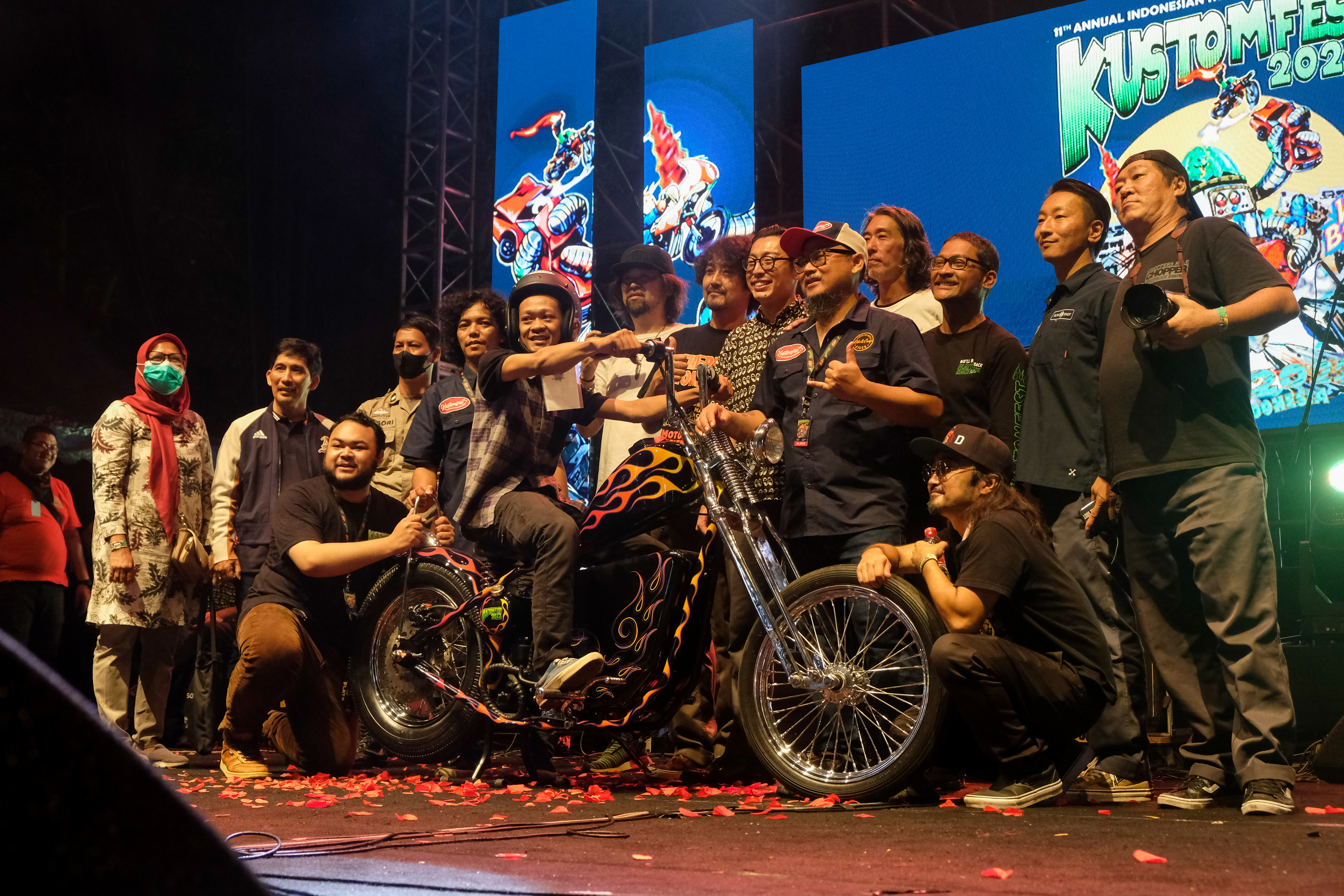 JAY ADAMS - OUTCULT.ID