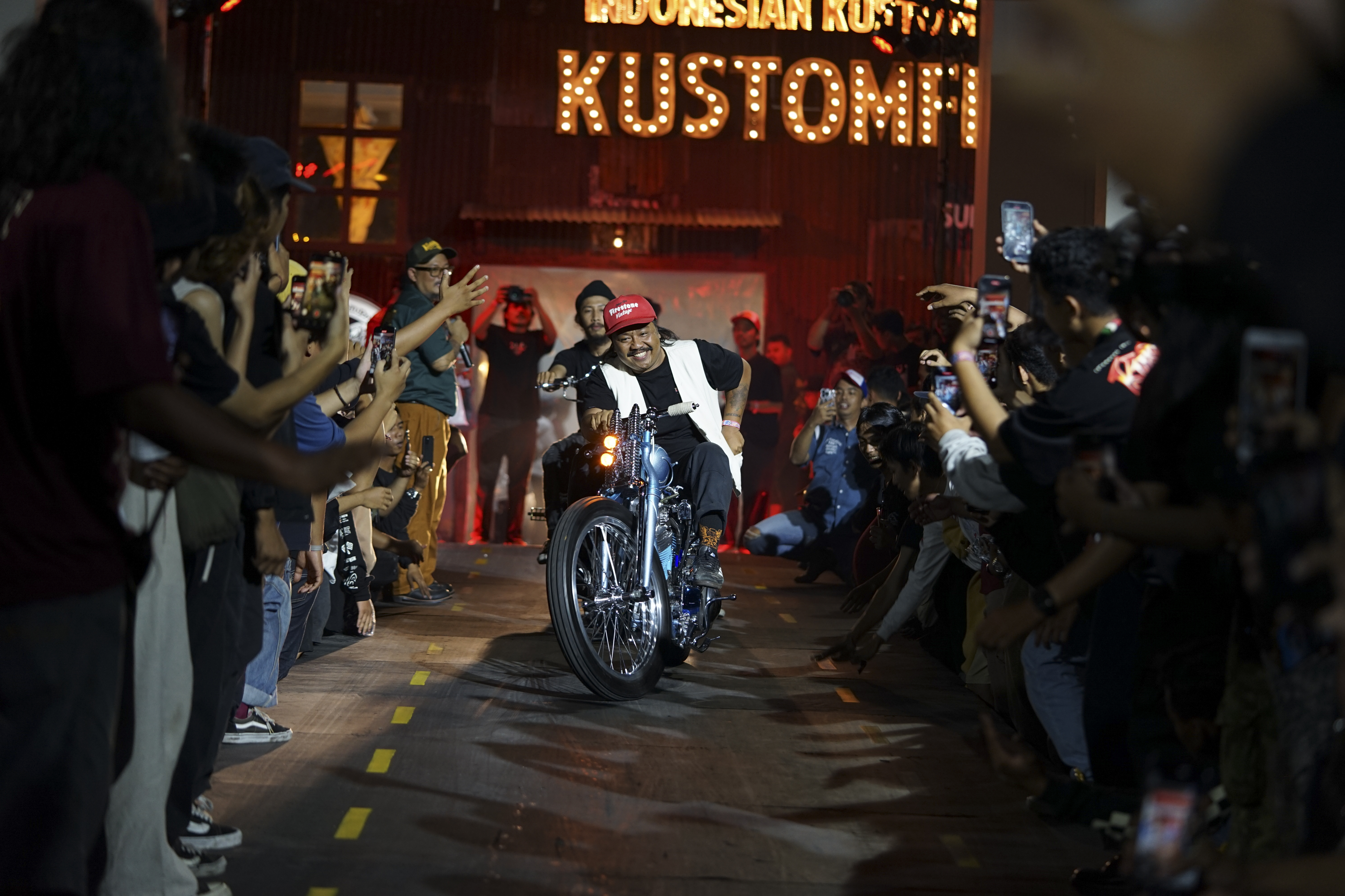 KUSTOMFEST 2024 - OUTCULT.ID