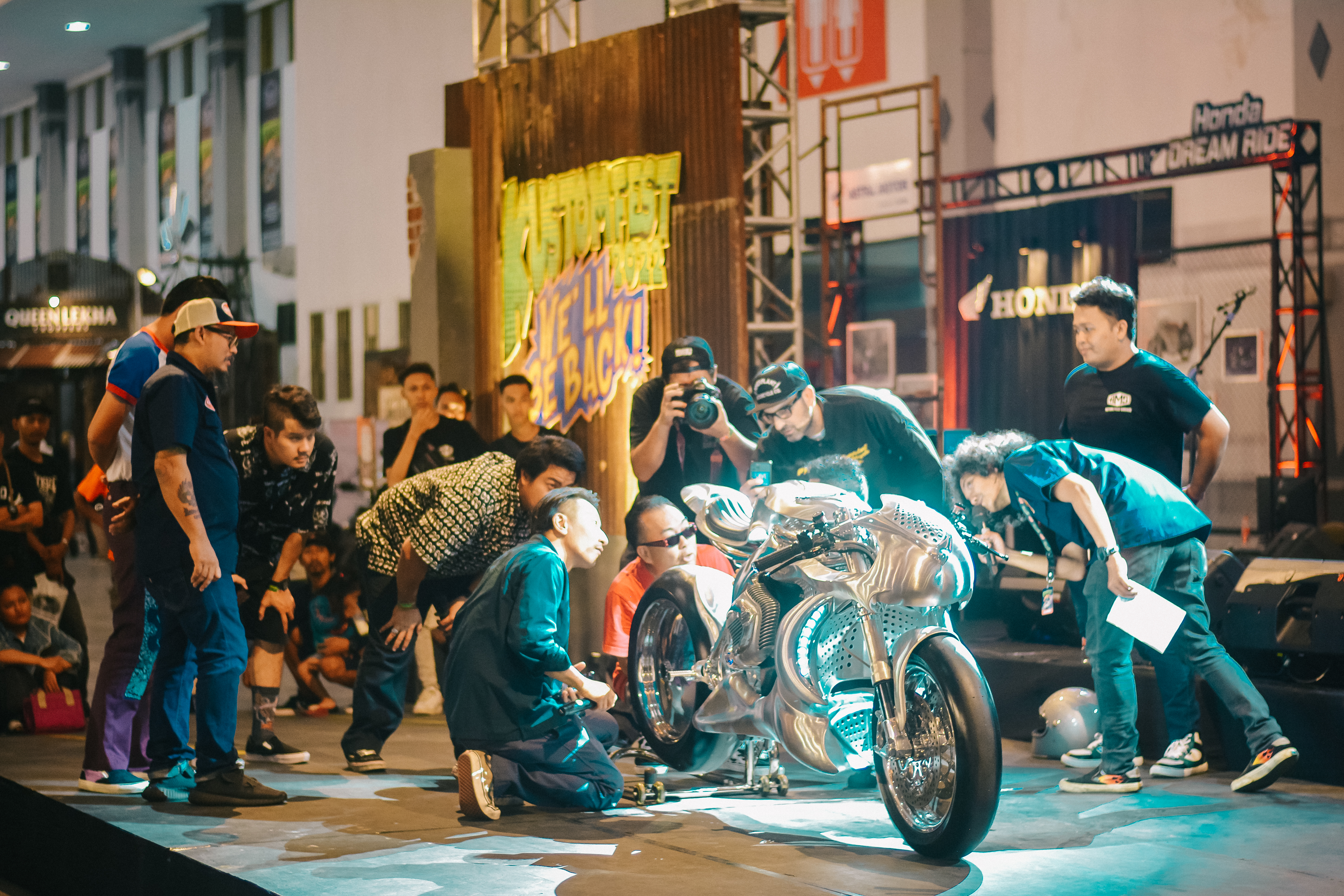 KUSTOMFEST - OUTCULT.ID