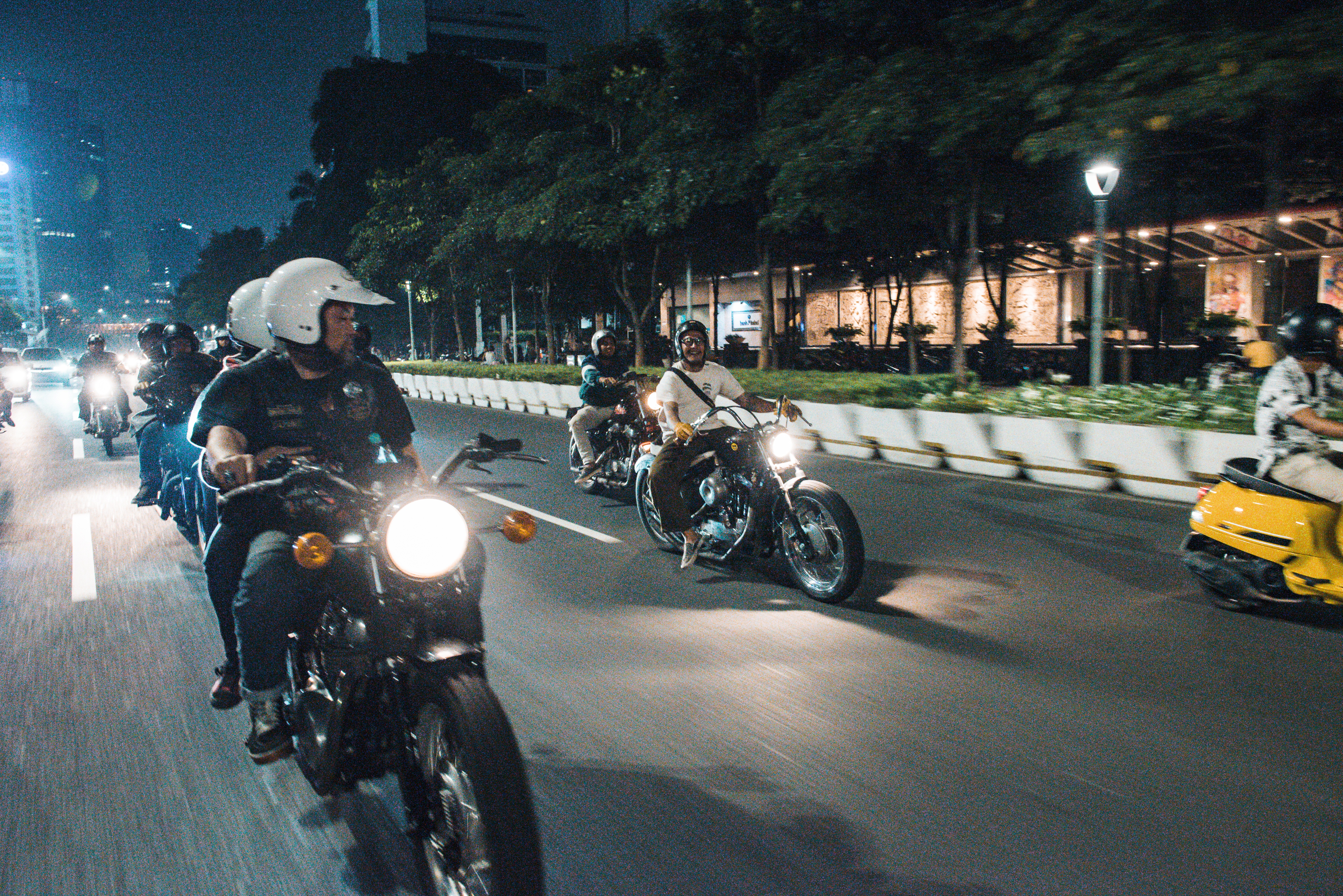 JAKARTA XL NIGHT OUT - OUTCULT.ID